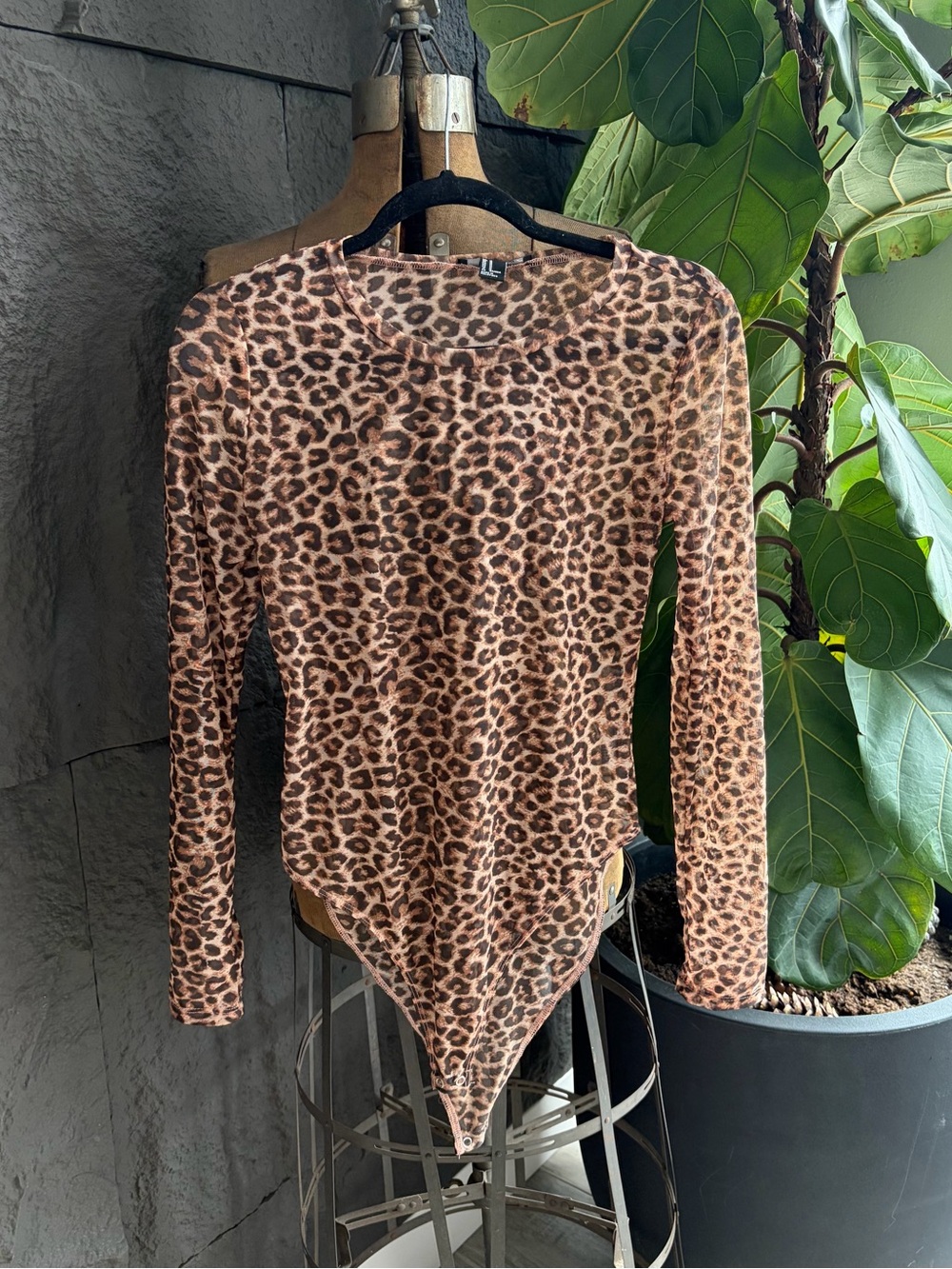 Forever 21 Leopard Print Long-Sleeve Bodysuit - Brown/Tan